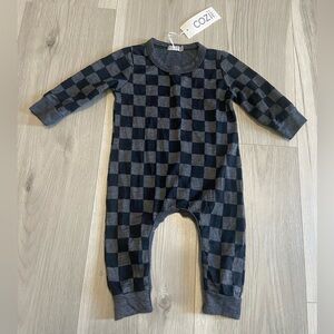 Cozii Checkered Romper Size 6-12 Months NWT